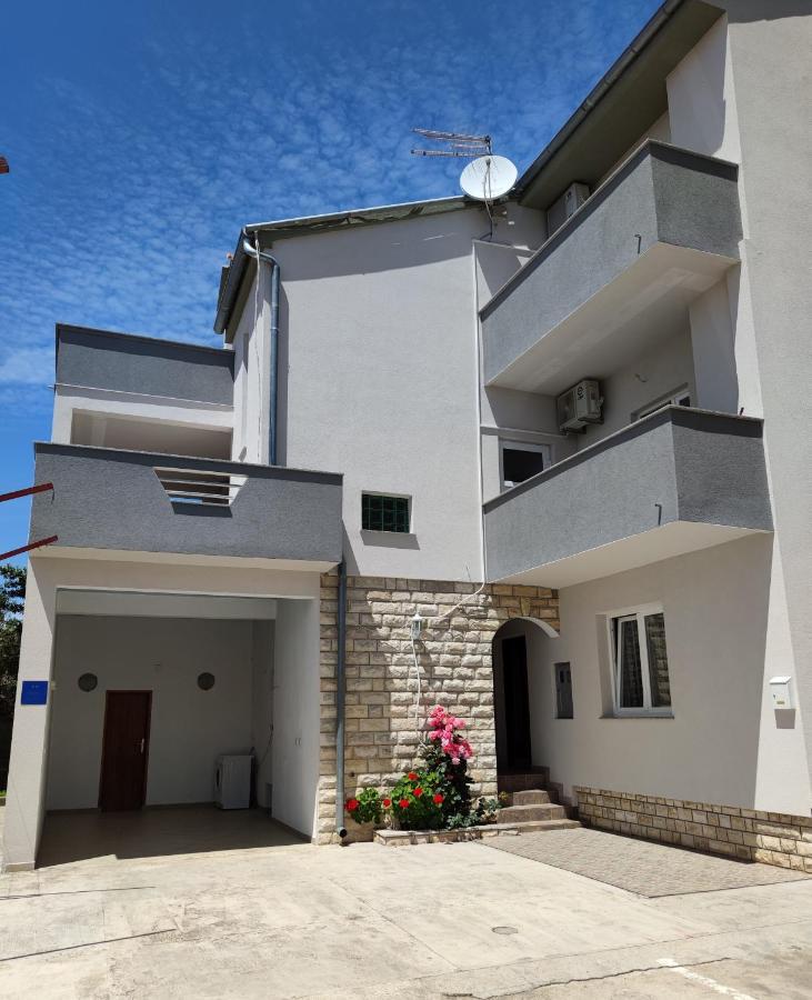 Apartment Petra
