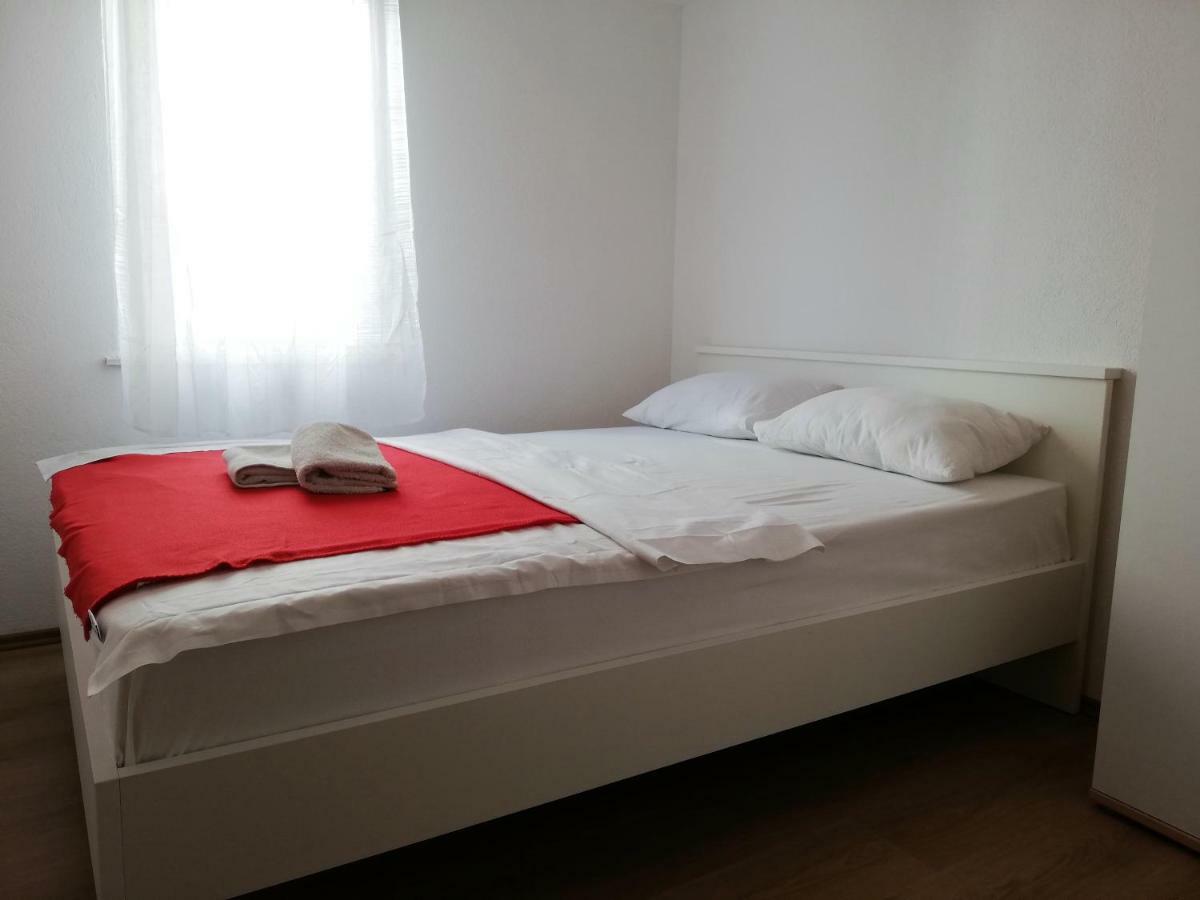 Petra Apartment *
